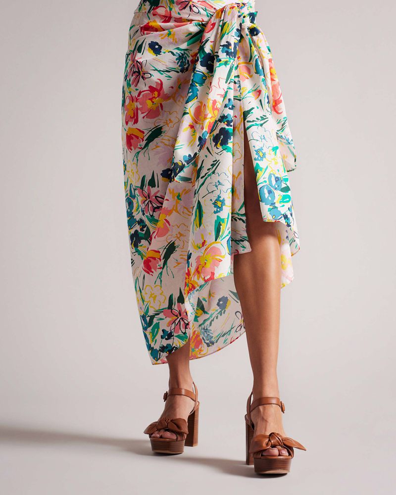 Ted Baker Beny Flirty Texture Floral Beach Sarong Badkläder Dam Vita | KPN-209783