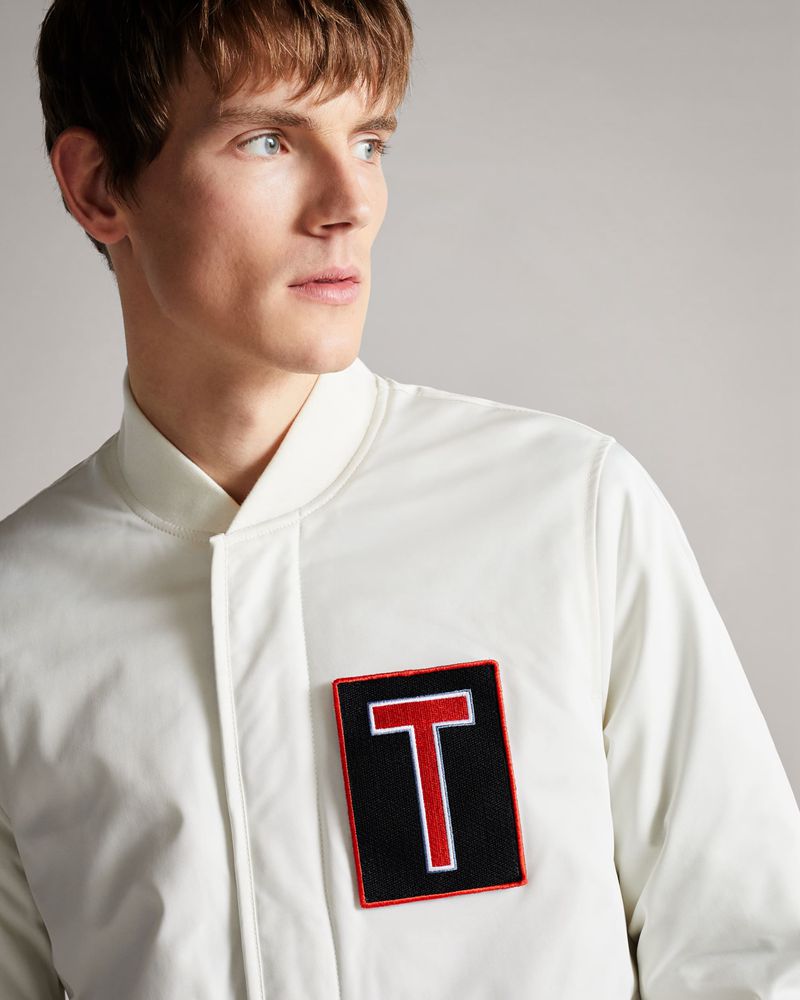 Ted Baker Eagley Wadded With Patch Jacka Herr Vita | RZW-516724