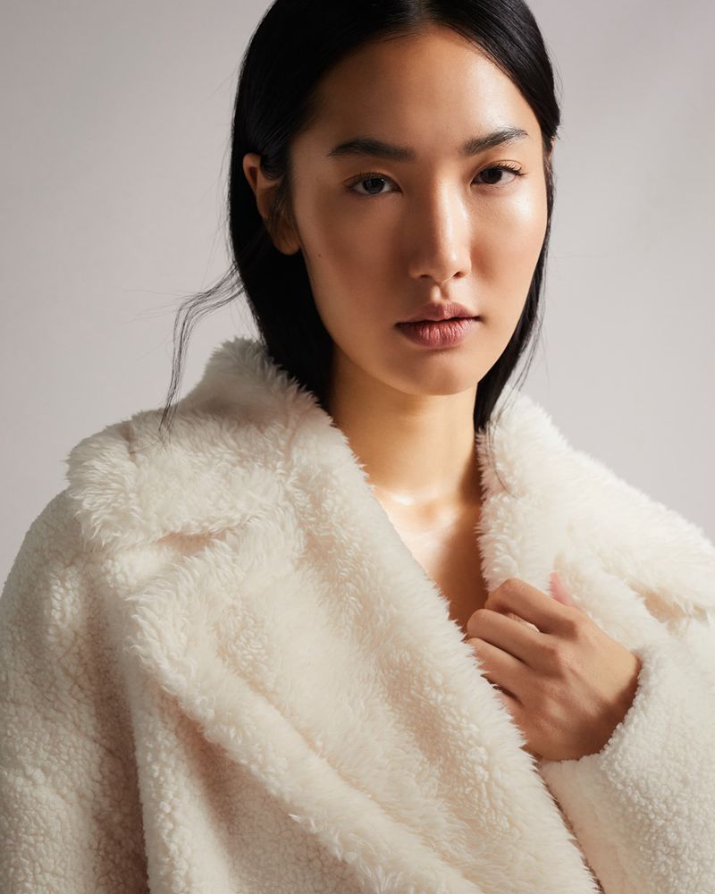 Ted Baker Emiliyy Mixed Fabric Faux Fur Cocoon Rockar Dam Vita | UEL-652871