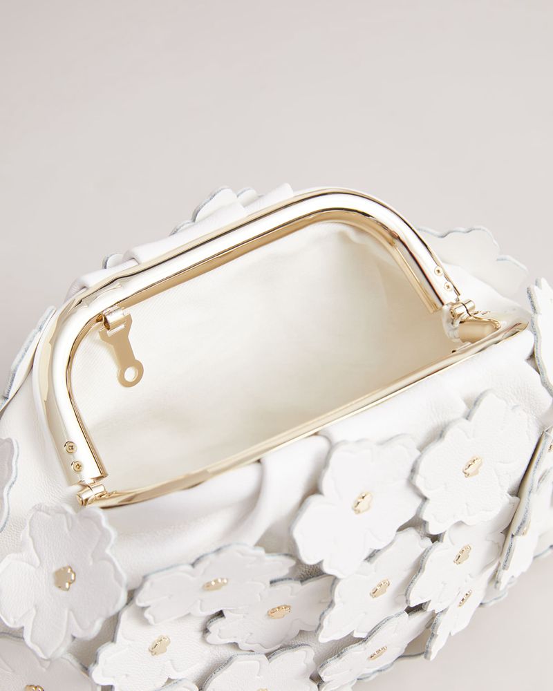 Ted Baker Floriah Flower Applique Frame Clutch Clutch Väska Dam Vita | HEN-293780