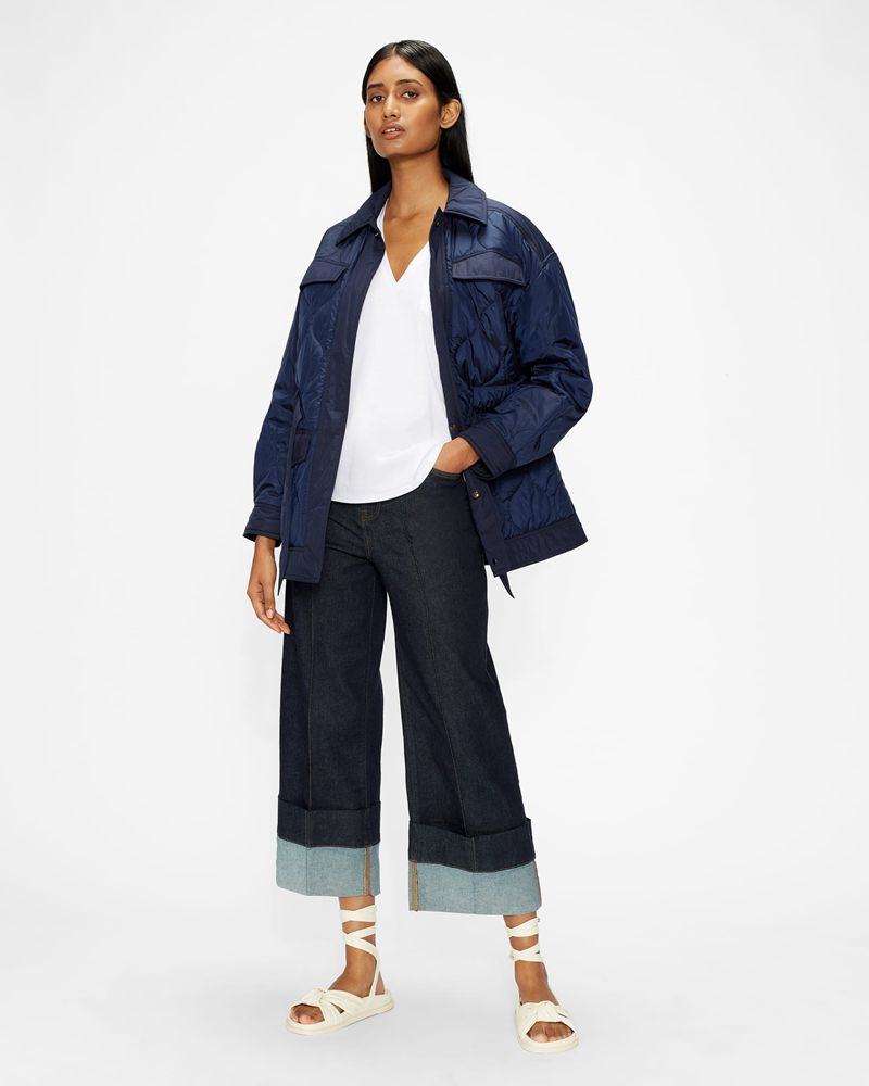 Ted Baker Lovage Easy Fit V Neck Blast Dam Vita | GPY-963824
