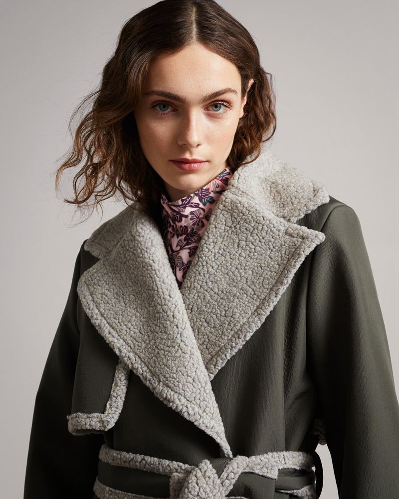 Ted Baker Pparis Faux Shearling Wool-Blend Wrap Rockar Dam Gröna | MDE-015469