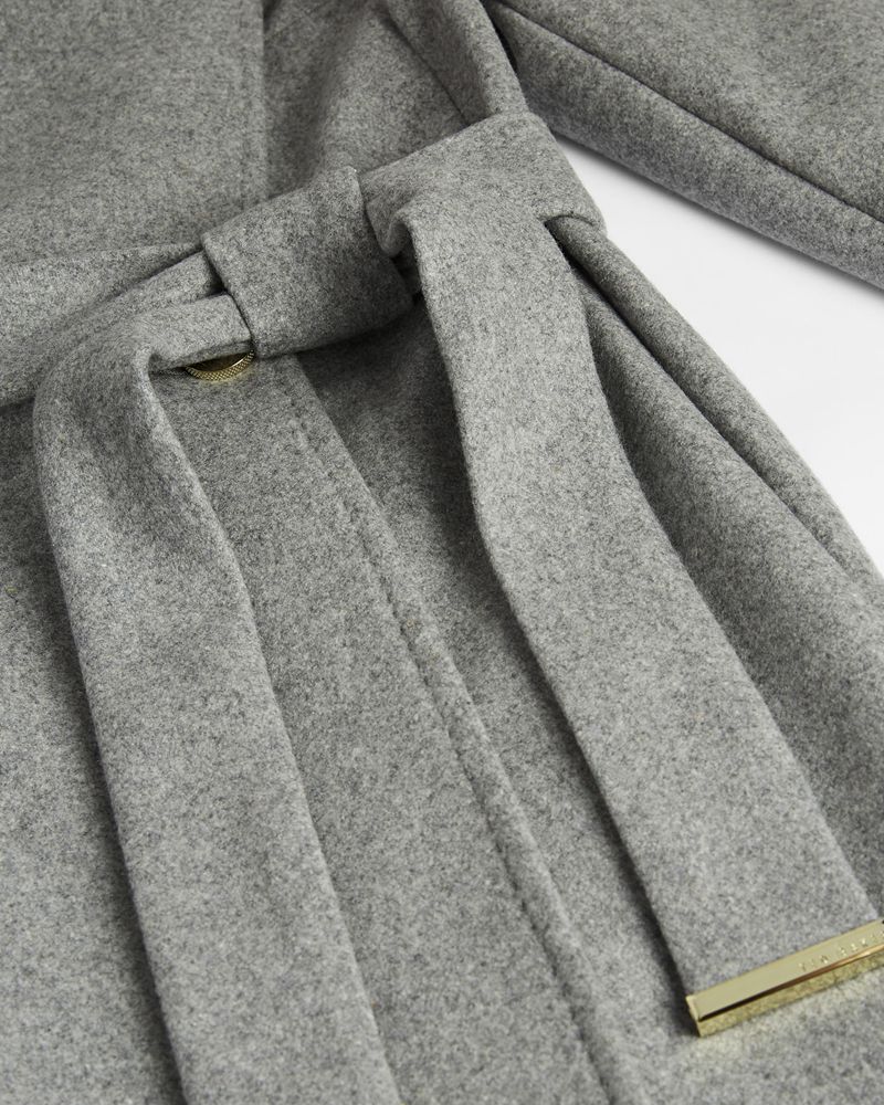 Ted Baker Rose Wool Wrap Rockar Dam Gray | XFK-370129