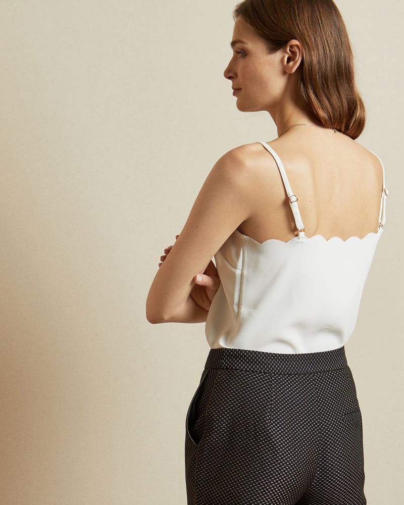 Ted Baker Siina Scallop Neckline Cami Blast Dam Vita | GAW-246981