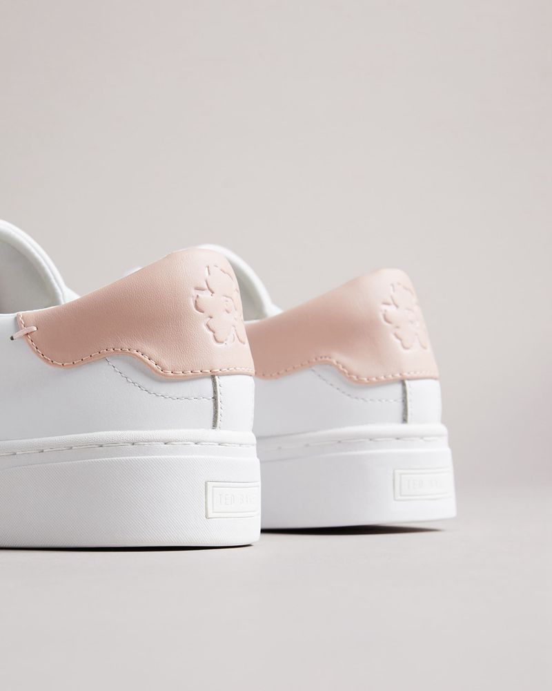 Ted Baker Tarliah Magnolia Flower Placement Cupsole Sneakers Dam Vita Rosa | URD-580627