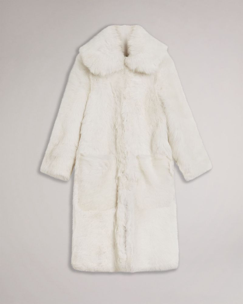 Ted Baker Velveti White Sheepskin Rockar Dam Vita | FKX-785420
