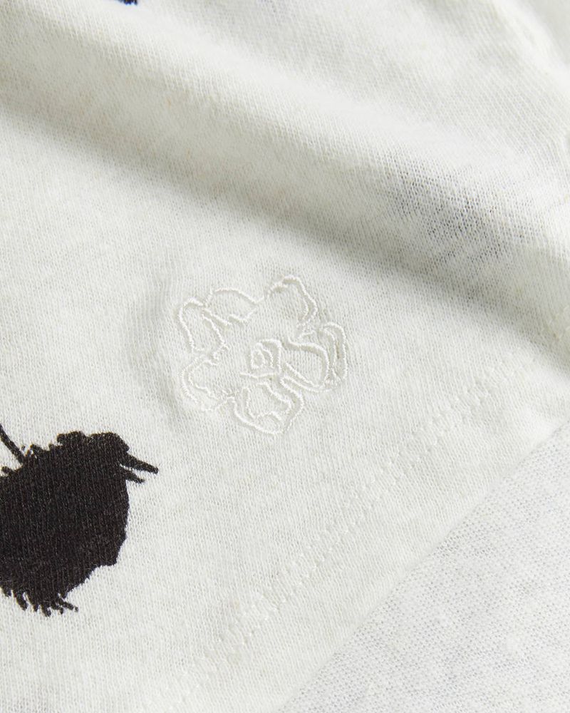Ted Baker Zariiah Spot Linen V Neck Tee Blast Dam Vita | JAR-854921